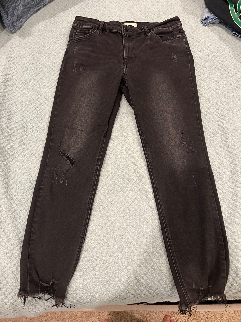 Altar'd State Women's Skinny Jeans in Faded Black